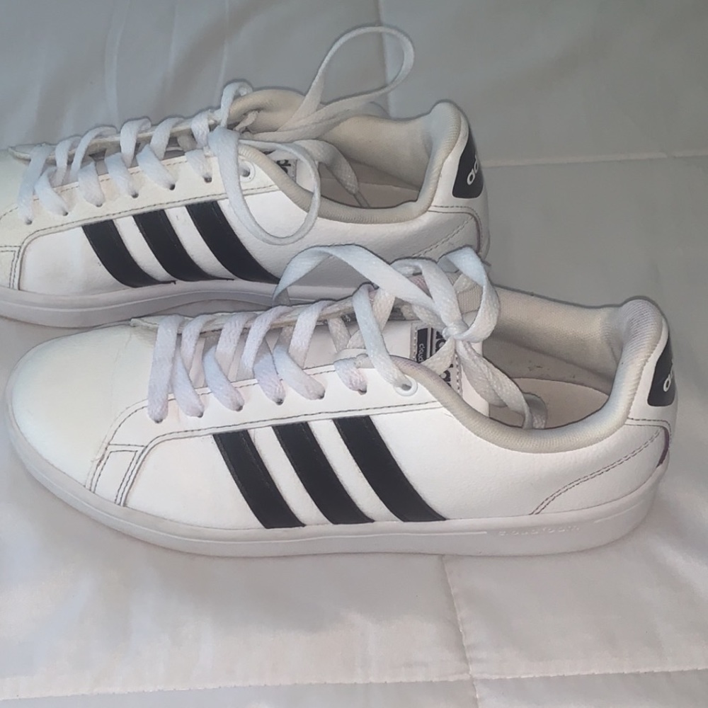 Adidas Grand Court Sneaker